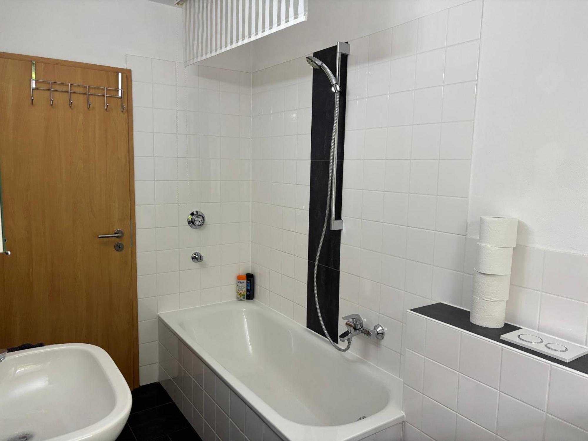 Cityloft Kassel 2 - Zentrale Unterkunft - Balkon - Netflix - Parkplatz Екстер'єр фото